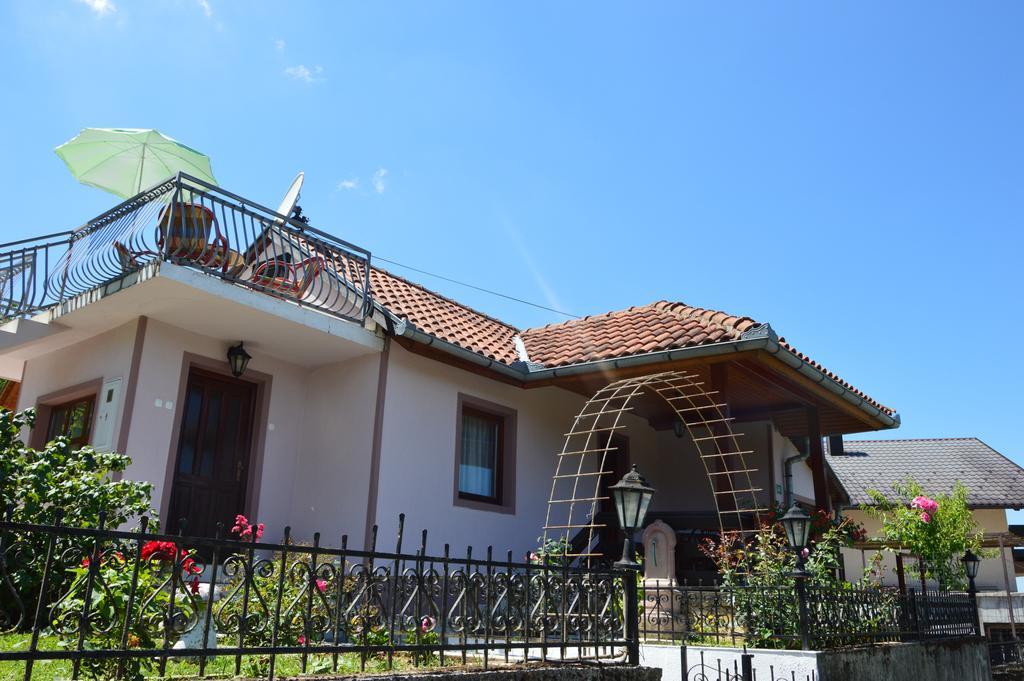 Resting House Oaza Villa Bihać Exterior foto